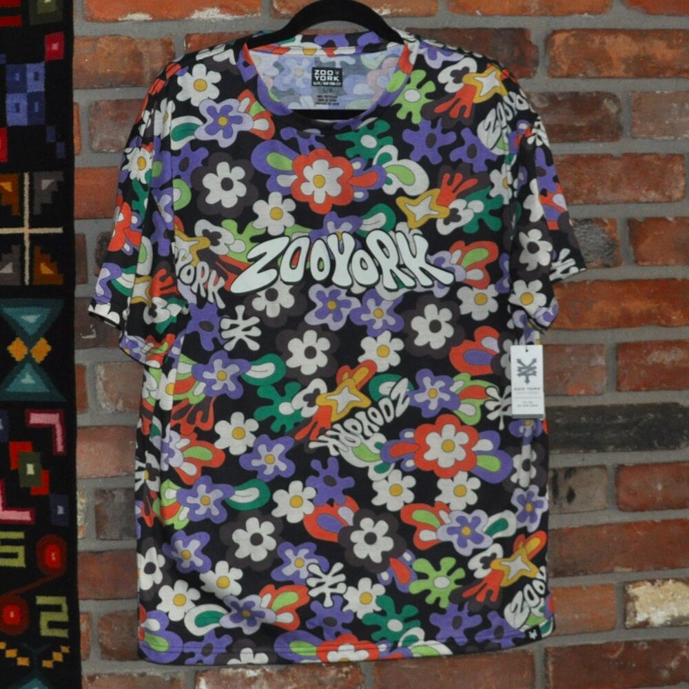 Zoo York Hippie Retro Vibe Graphic All Over Print Floral Crew Neck T-SHIRT S
